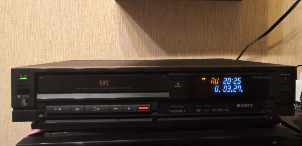 Sony SLV-252EE внешний вид